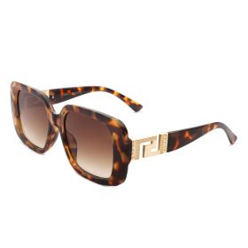 Square Chic Flat Top Women Fashion Sunglasses (Color: Tortoise)